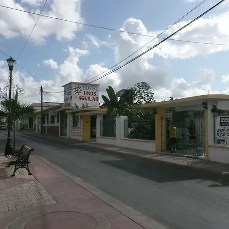 Hotel Hermanos Aguilar